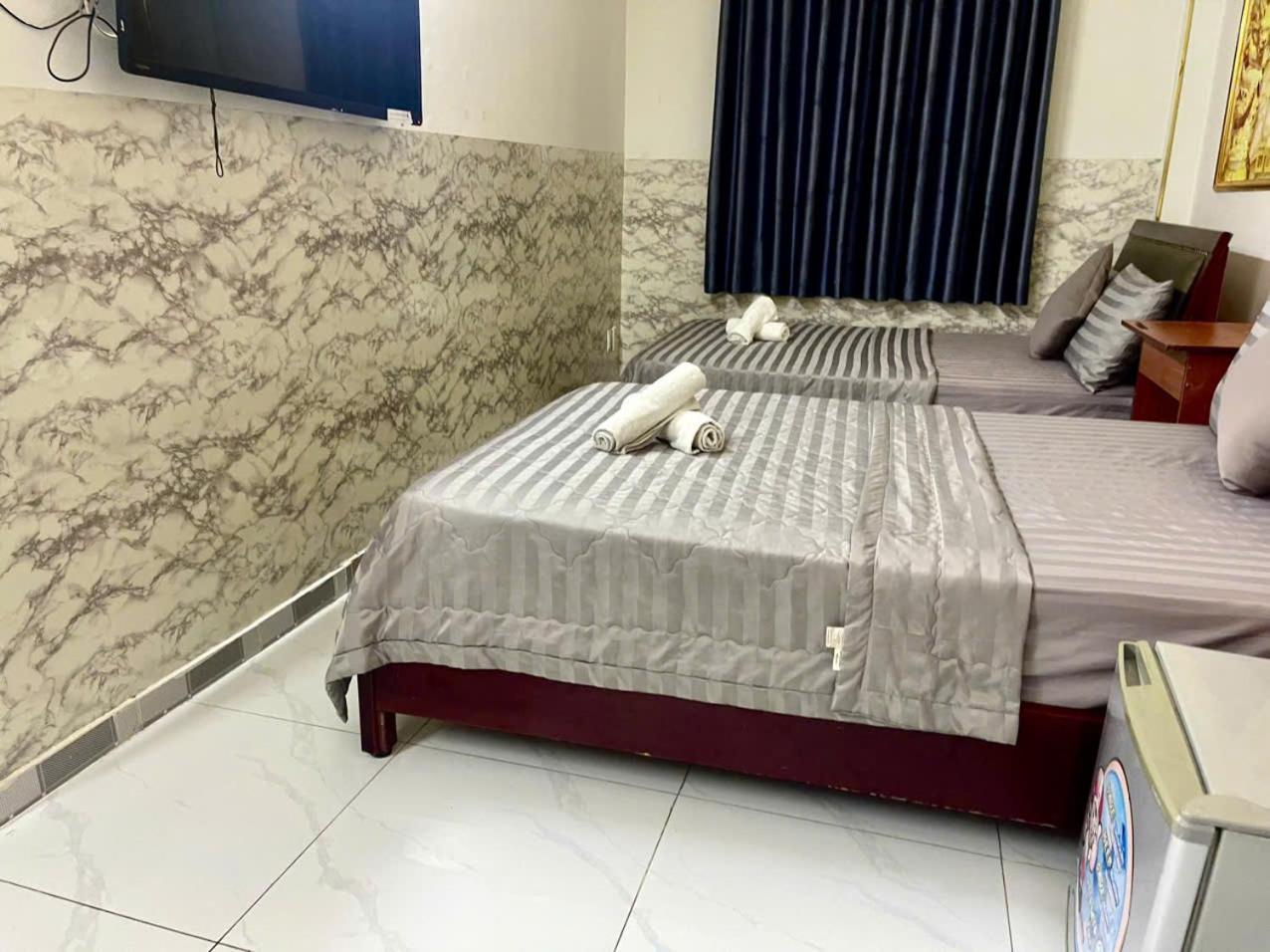 Hotel Khach San Hoa Mai *